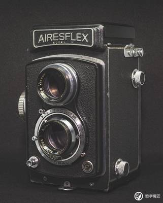 AIRESFLEX IV 雙反相機(jī) 匠心之作，攝影器材收藏與實(shí)用之選